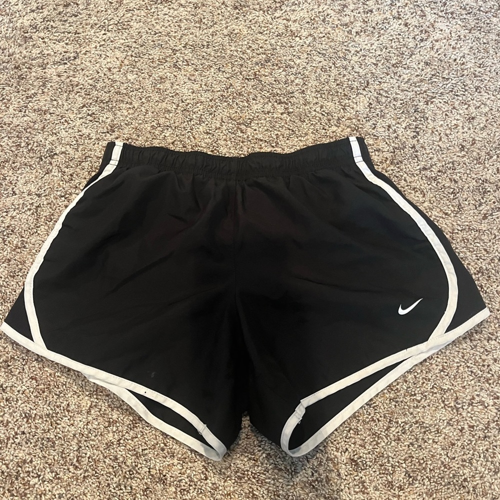 Youth L black Nike dryfit shorts